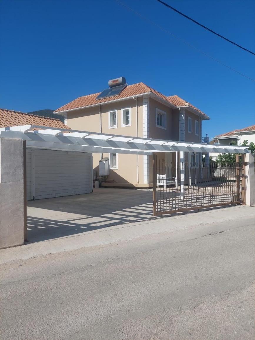 Villa Morris Nydri  Exterior photo